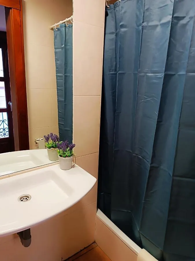 Apartment Corrala De San Anton. Sencillo Apartamento En Pleno Centro Granada