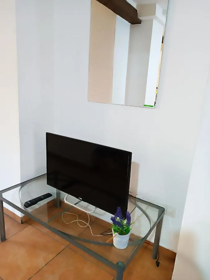 Apartment Corrala De San Anton. Sencillo Apartamento En Pleno Centro Granada